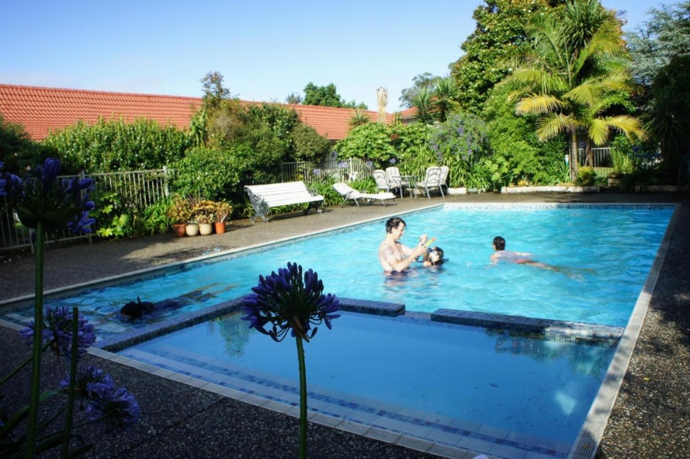 Airport Gold Star Motel